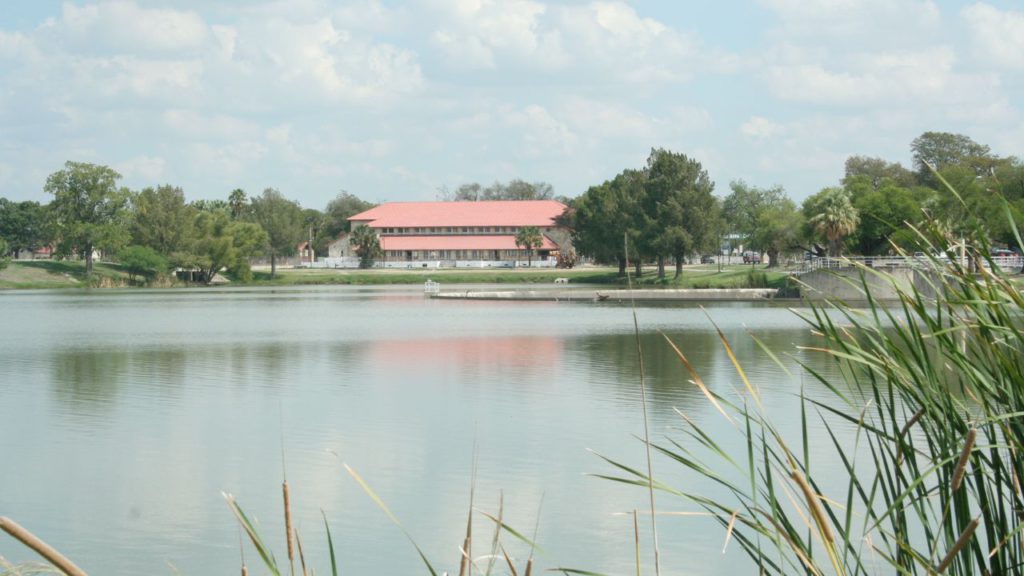 Photo of Woodlawn Lake Park in San Antonio, Texas
